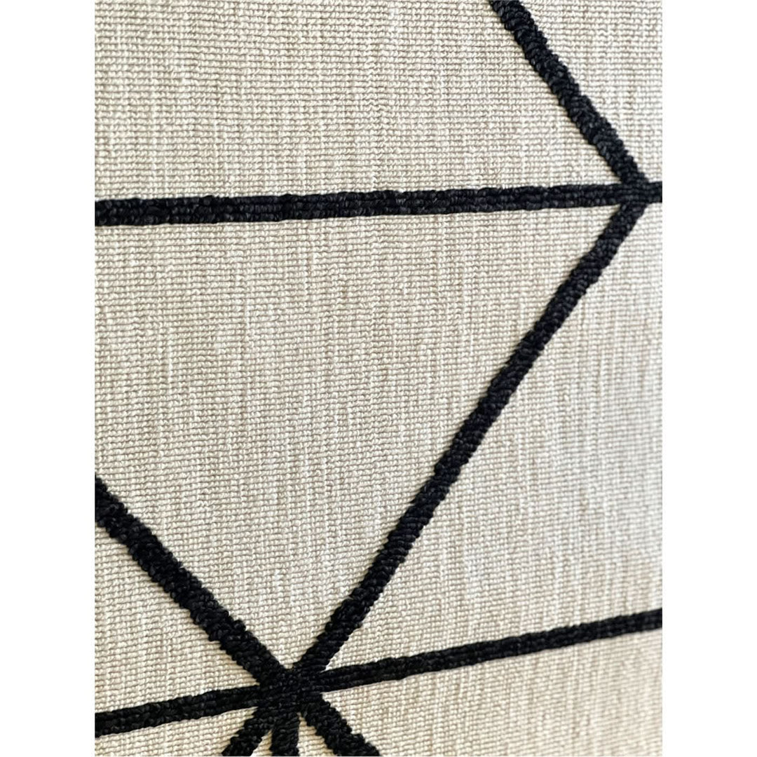 Spazio Home Mono Grid Rug - HUNA