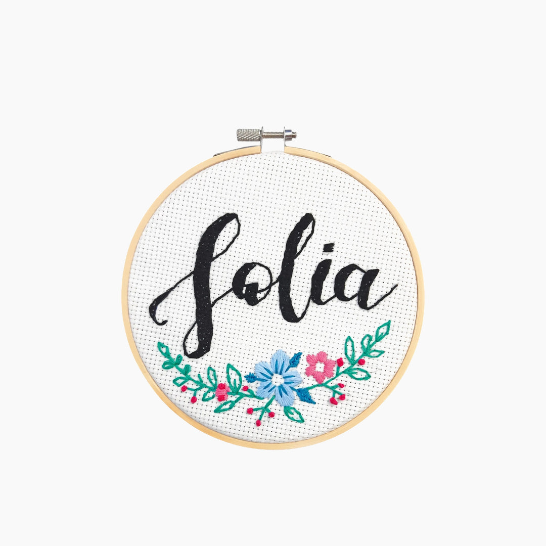 Folia Basic Embroidery Threads – 10 Pieces, 40 m Each, 10 Assorted Colours