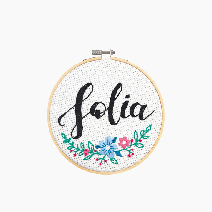 Folia Basic Embroidery Threads – 10 Pieces, 40 m Each, 10 Assorted Colours