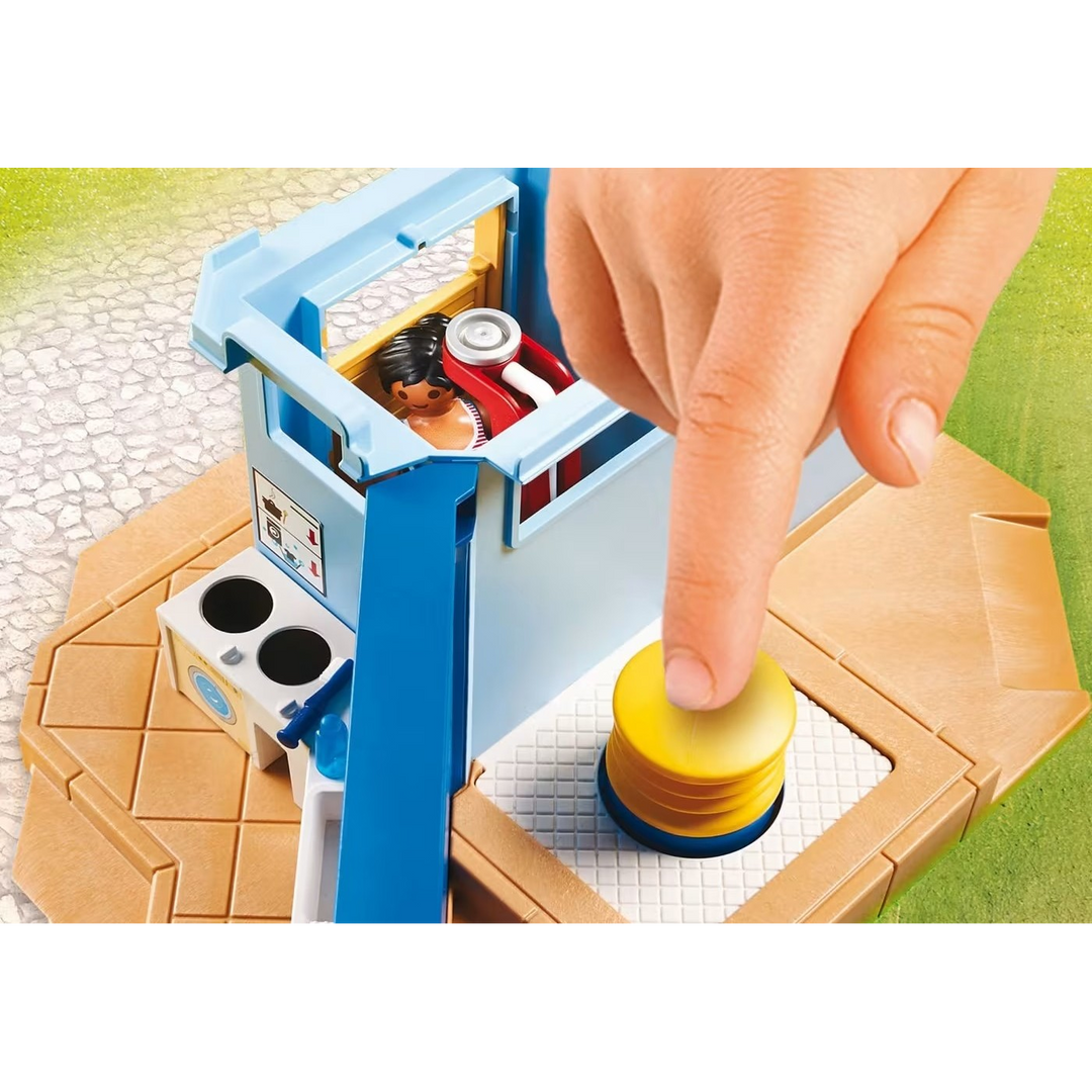 Playmobil Large Campground Toy Playset - HUNA