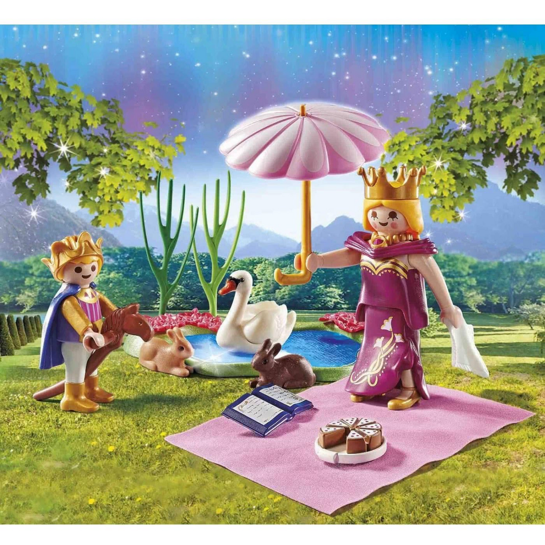 Playmobil Royal Picnic Starter Pack toy playset with queen and son figures