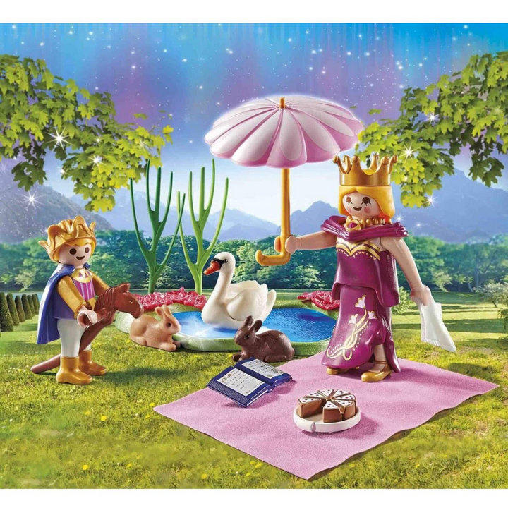 Playmobil Royal Picnic Starter Pack toy playset with queen and son figures