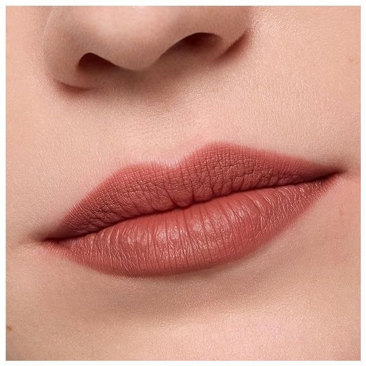 Essence 8H Matte Comfort Lipliner