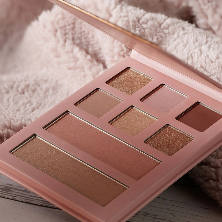 Essence Hugs &amp; Teddies Eye &amp; Face Palette! The Limited Edition 01