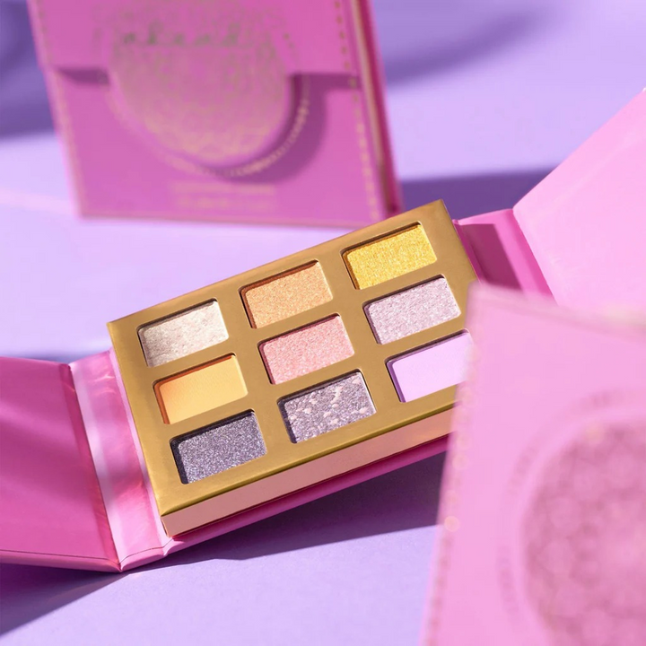 Essence Golden Days ahead Eyeshadow Palette 01 Livin&