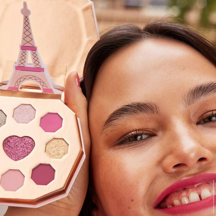 Essence Emily In Paris Eyeshadow Palette 01