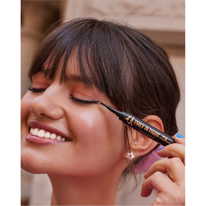 Essence Emily In Paris Creamy Eyeliner 01