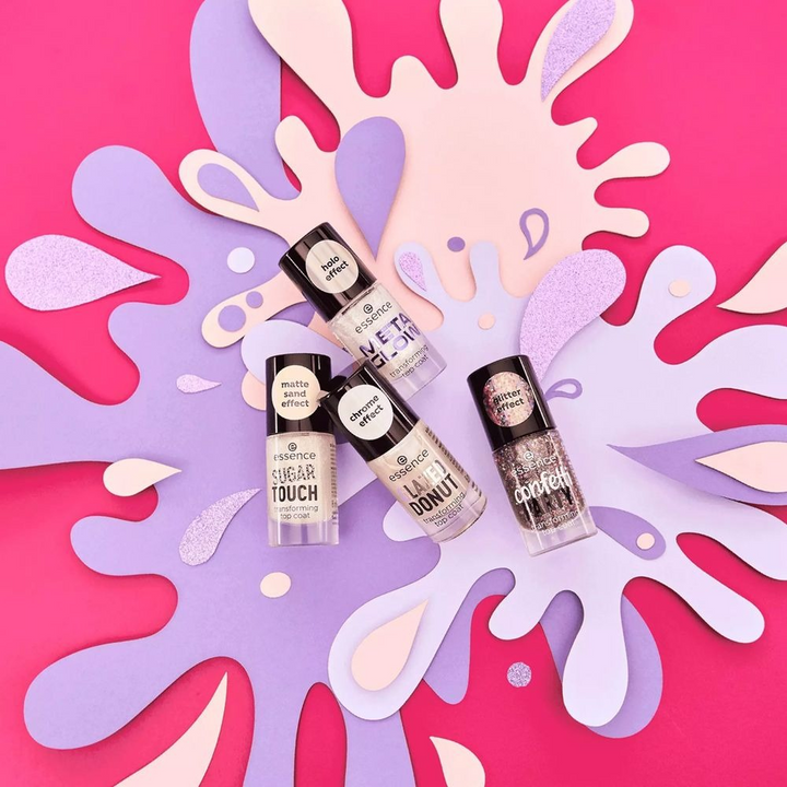 طبقة علوية ميتاليك متغيرة من Essence Meta Glow