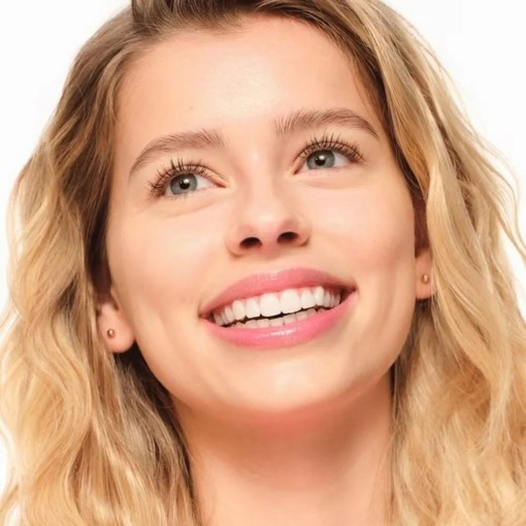 ماسكارا إيسنس لاش ويذ آوت ليمتس مقاومة للماء 03