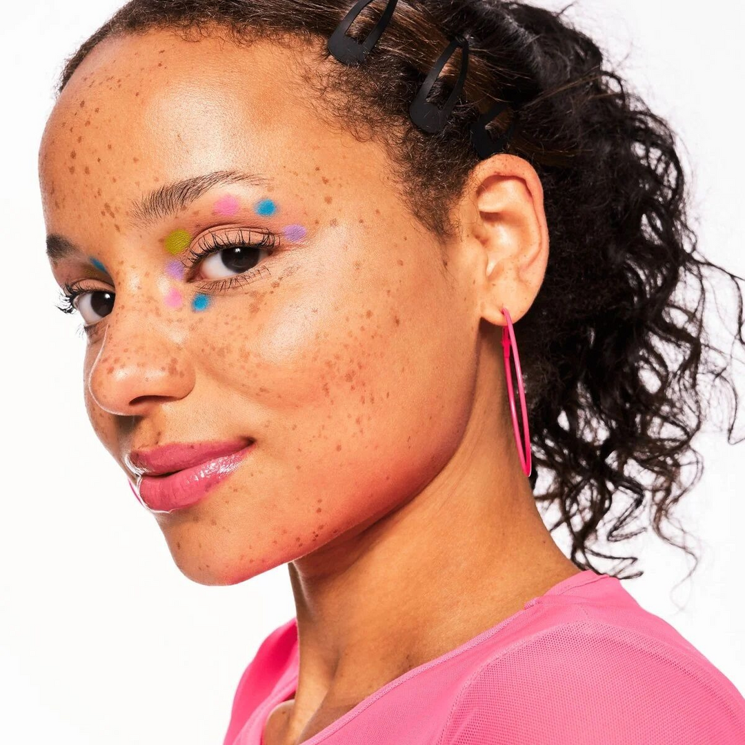 Essence Baby Got Glow Highlighter Stick