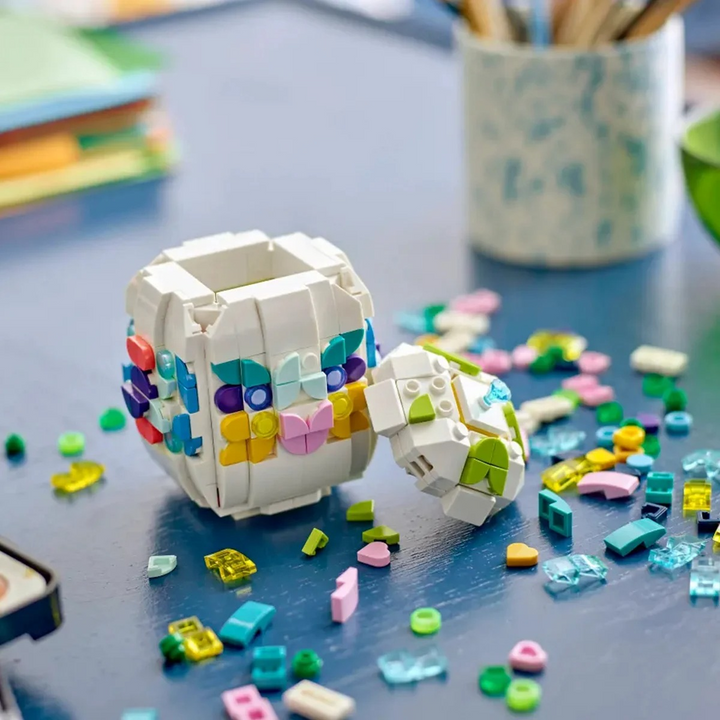 LEGO Decorative Easter Egg- 386 Pcs