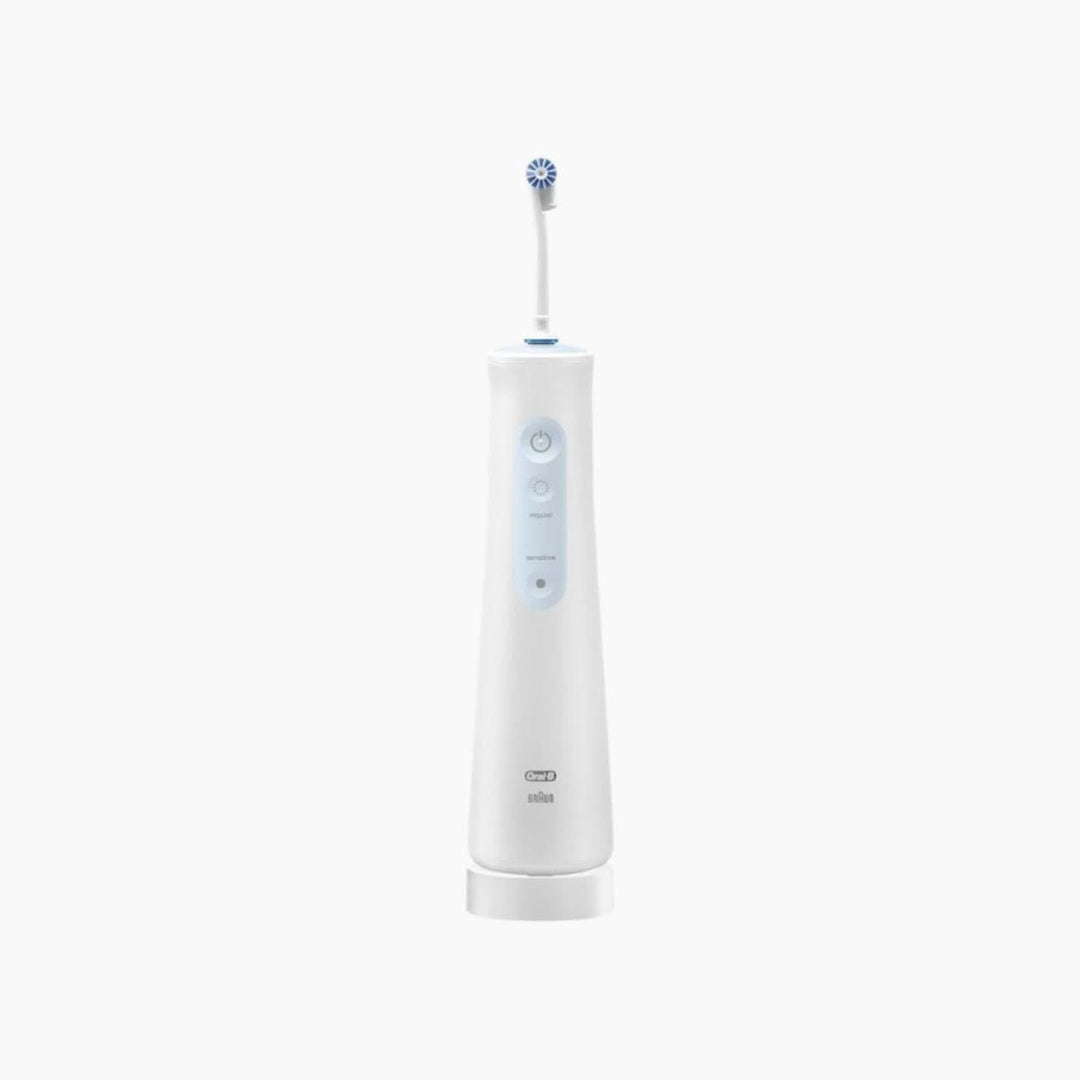 جهاز تنظيف الأسنان بالماء Oral B Aqua Care 4 Pump مع نظام تنظيف Oxyjet