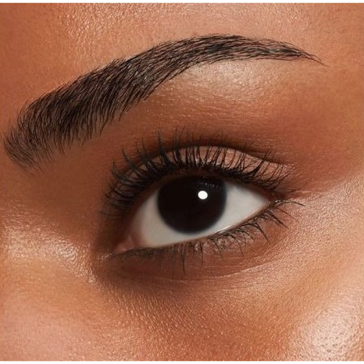 Essence Maximum Definition Mascara 01