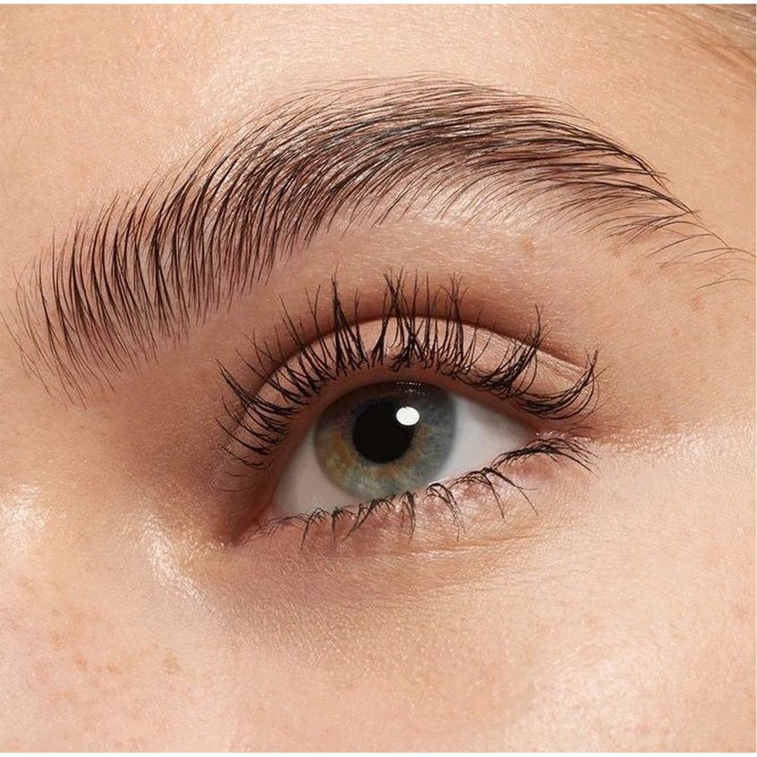 Essence Maximum Definition Mascara 01