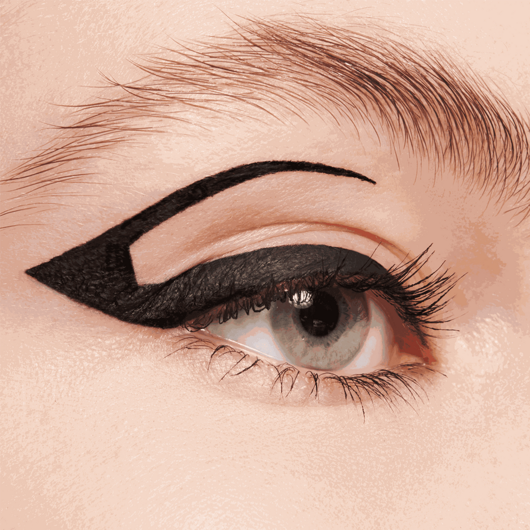Essence Liquid Ink Eyeliner 01