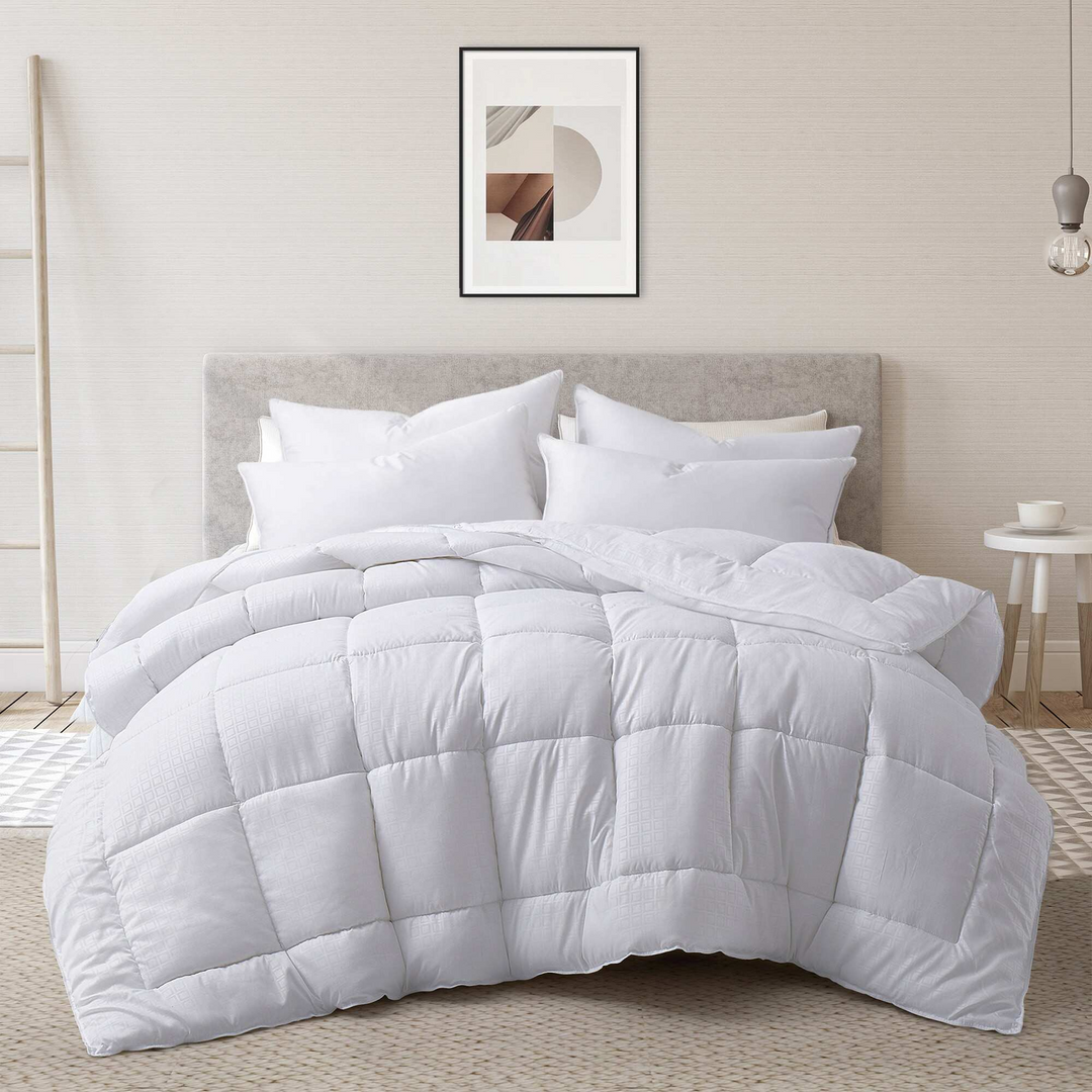 Nova Home Down Alternative Comforter