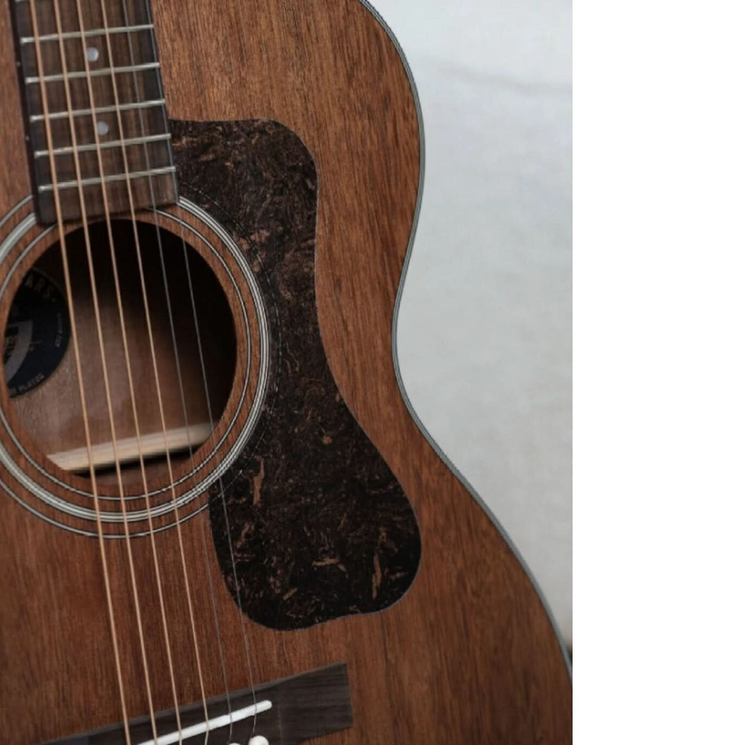 Guild OM-320 Acoustic Guitar - HUNA