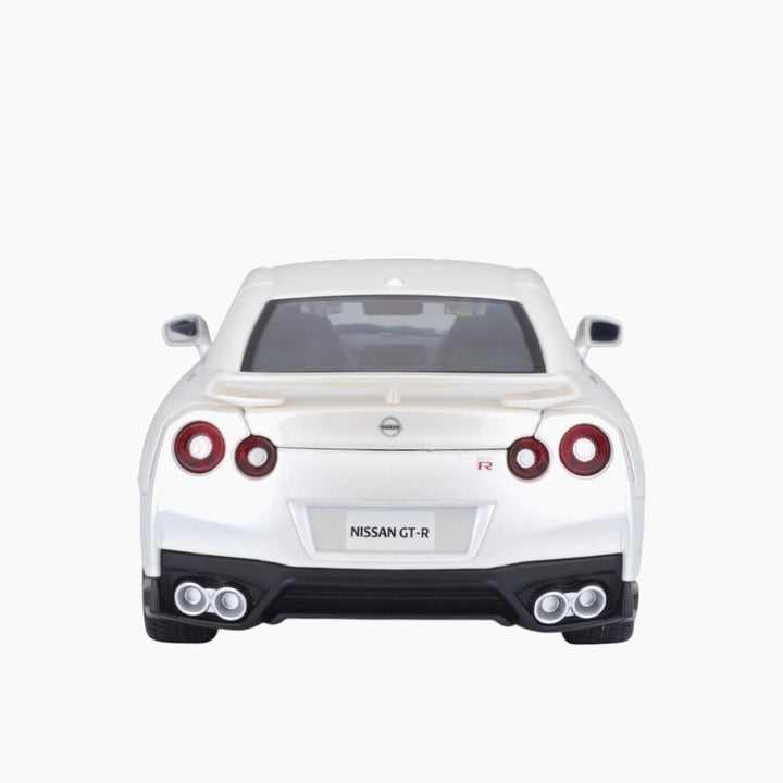 مايستو بوراجو نيسان GT-R مجموعة 1:24 أ (بدون قاعدة)