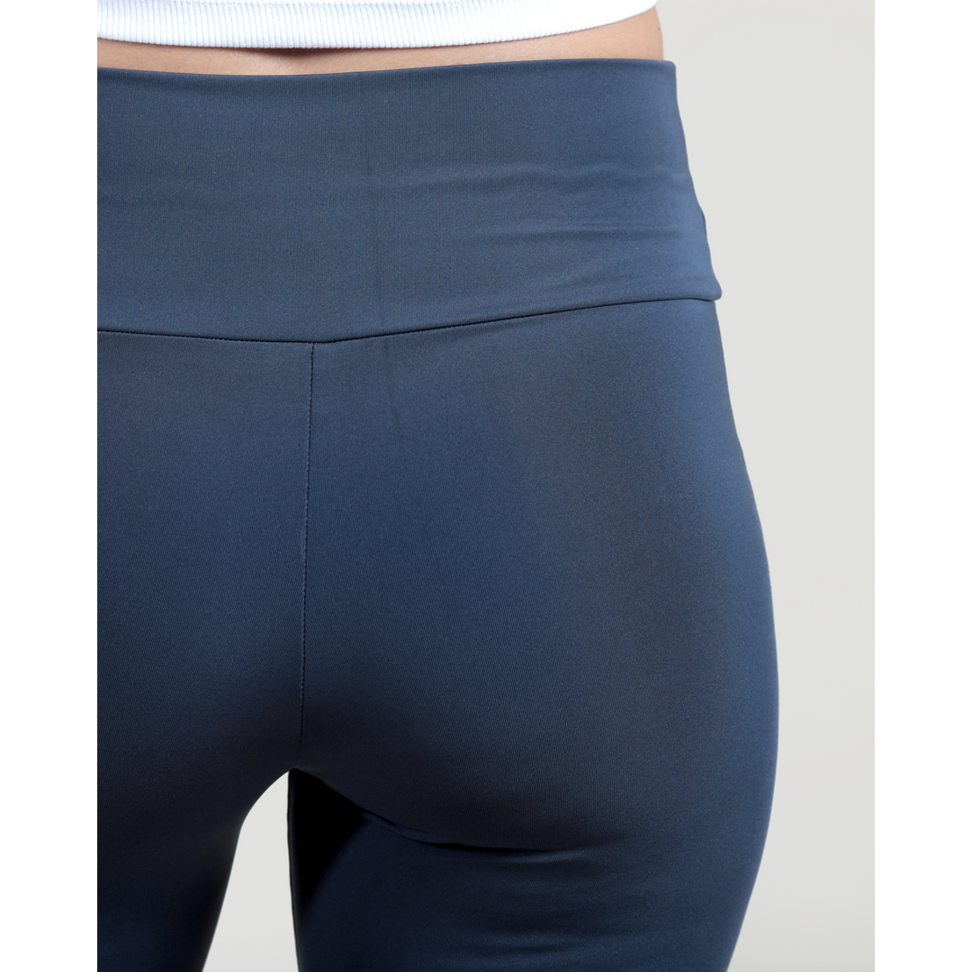 L Official Front Slit Pants