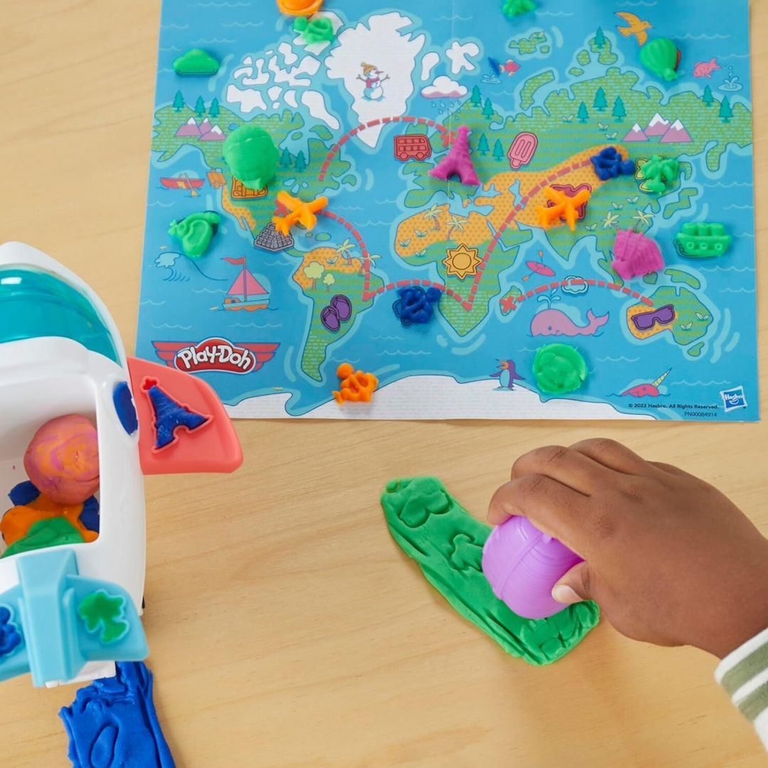 Play-Doh Airplane Explorer set with rolling aeroplane and world map playmat