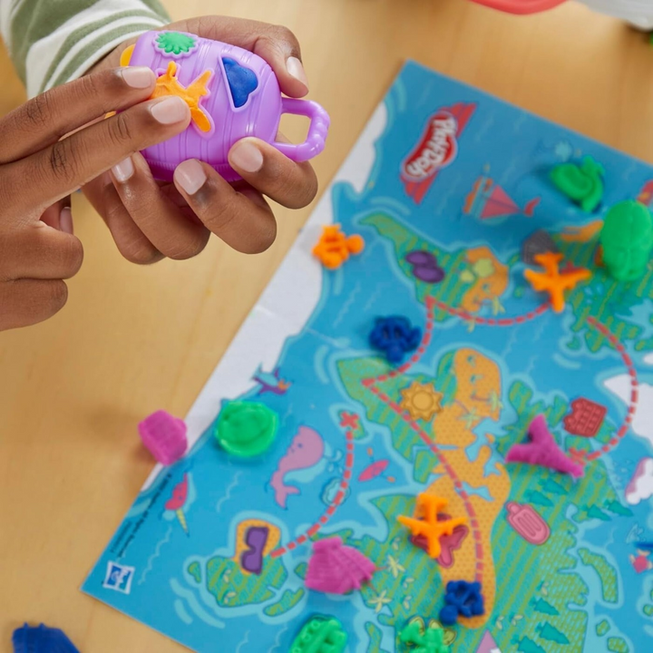 Play-Doh Airplane Explorer set with rolling aeroplane and world map playmat