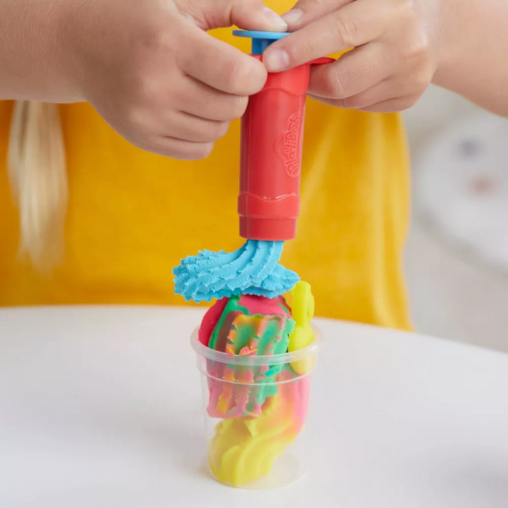 Hasbro Play-Doh Swirlin&