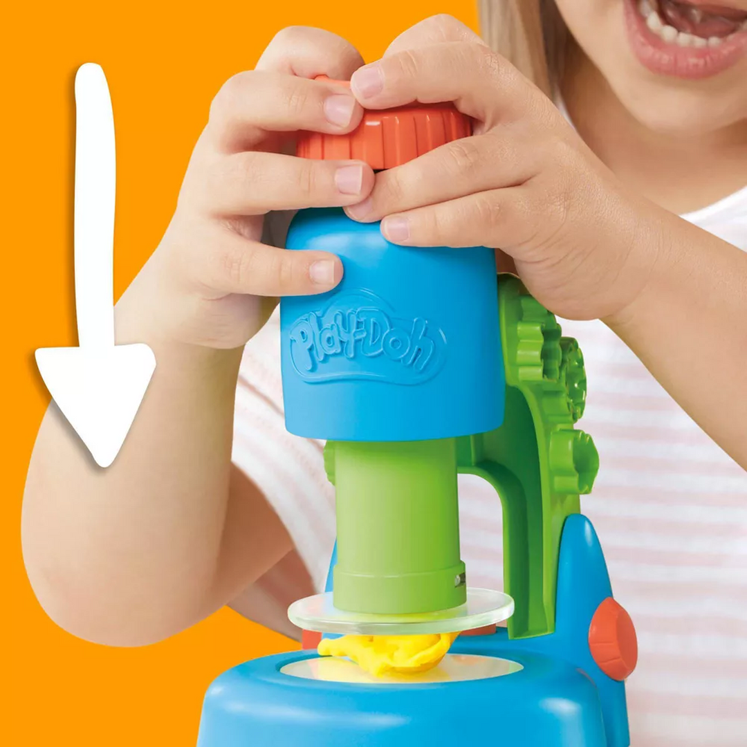 Play-Doh Light &amp; Look Microscope Playset with science tools and 5 colors