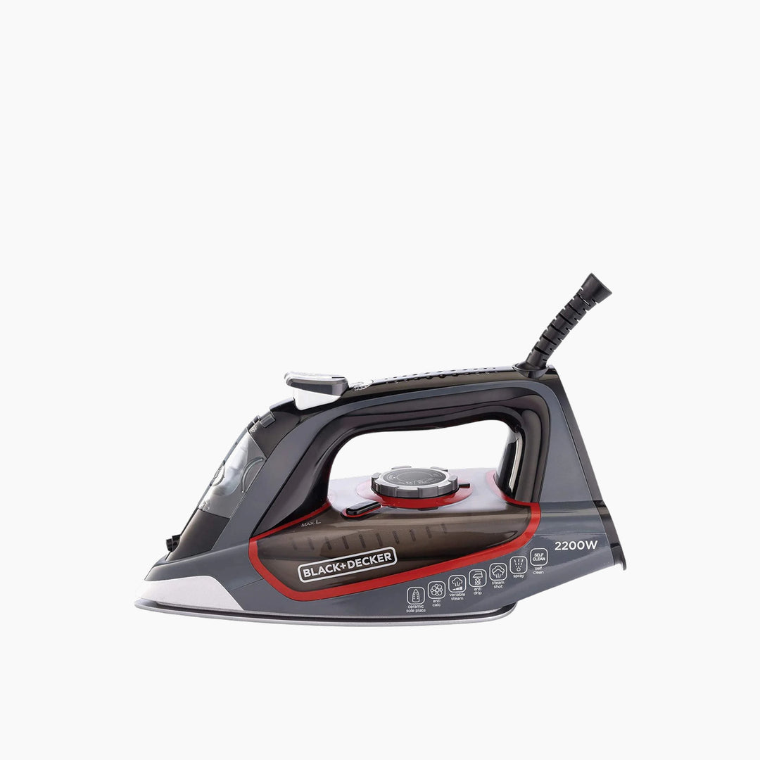 Black + Decker 2200W Steam Iron - Ceramic Soleplate