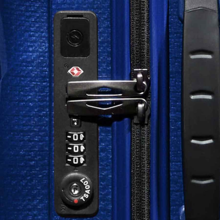 Samsonite C-Lite Spinner Suitcase
