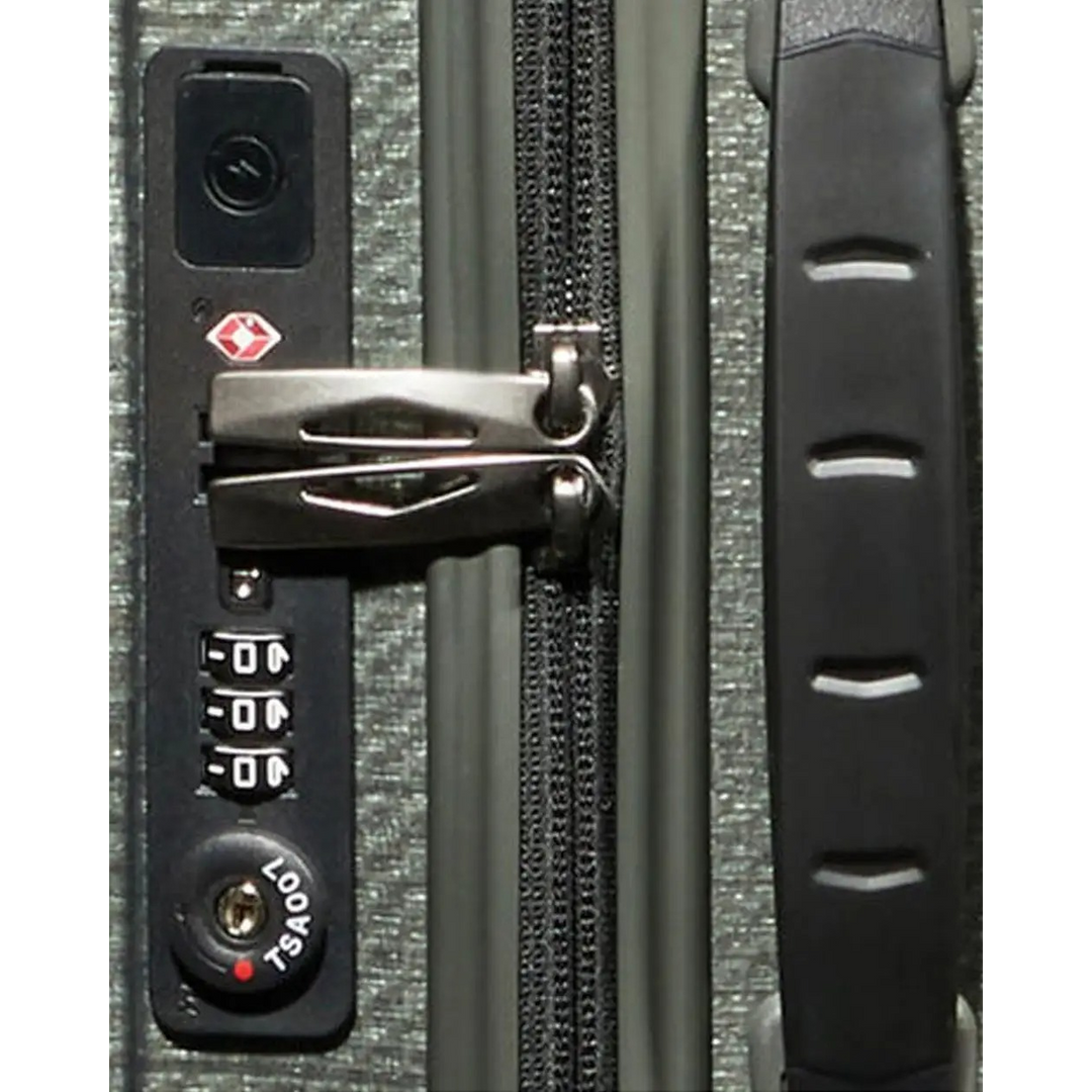 Samsonite C-Lite Spinner Suitcase