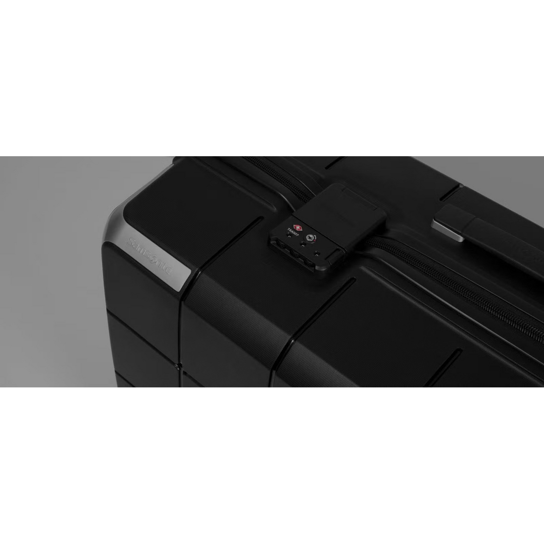 Samsonite Cube-048 Spinner Suitcase