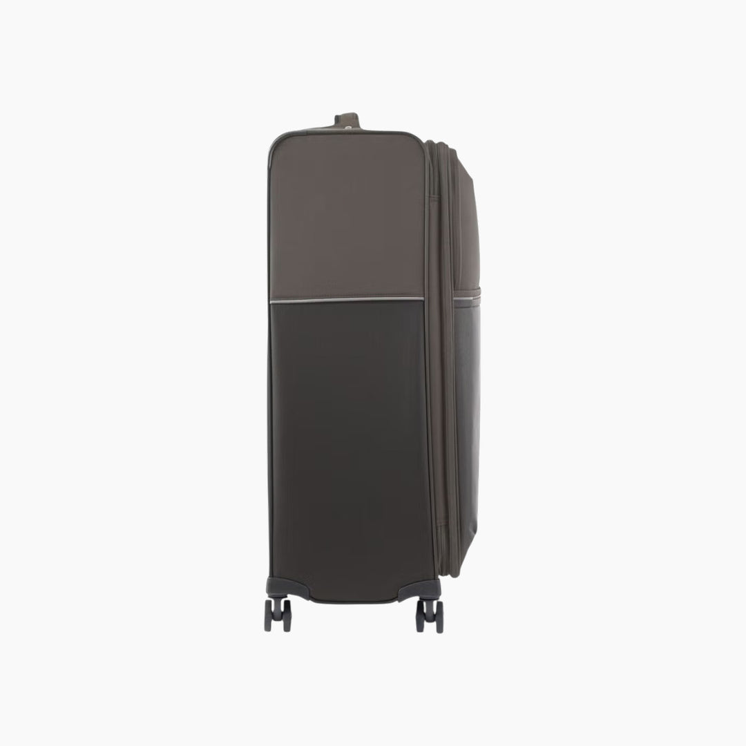 Samsonite 73H Spinner Suitcase