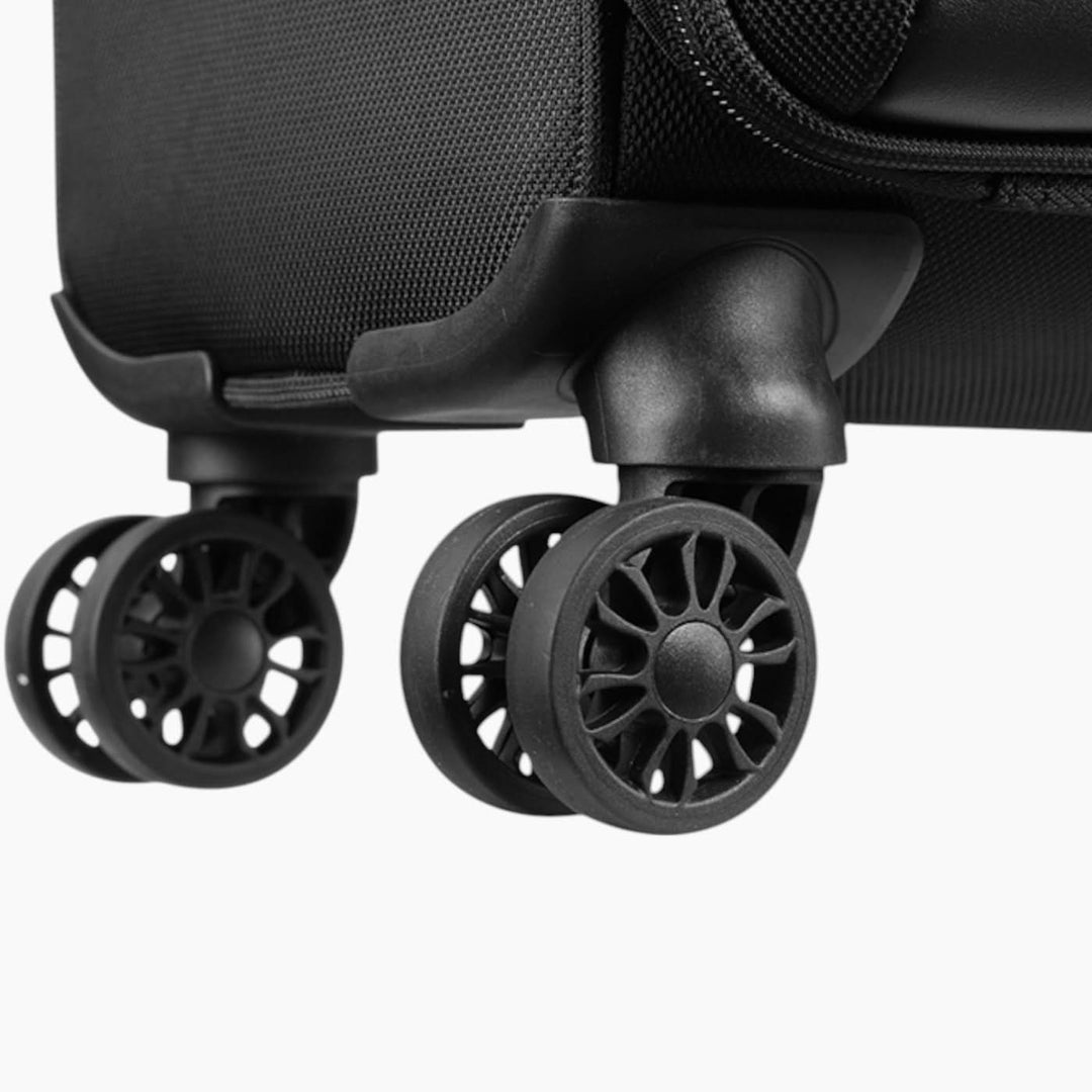 American Tourister Bass Rolling Tote