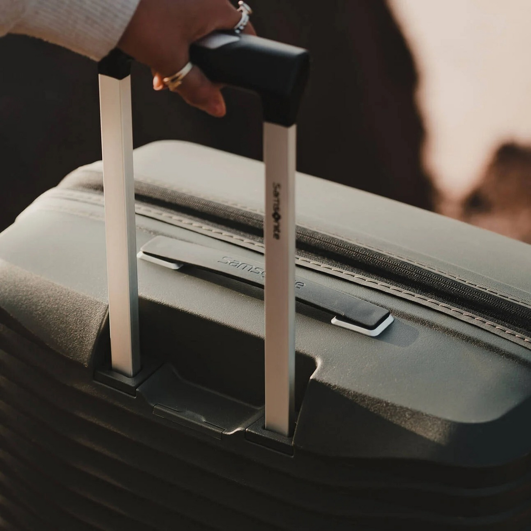 Samsonite Upscape Spinner Suitcase