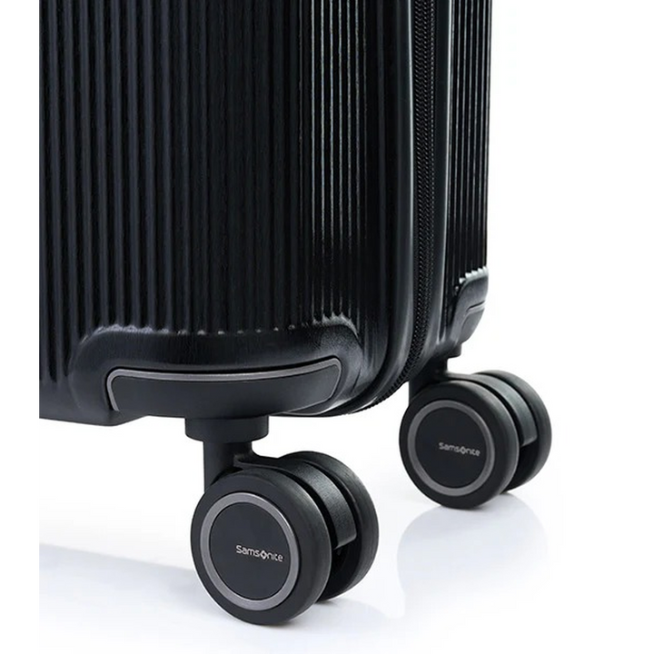 Samsonite Minter Spinner Suitcase