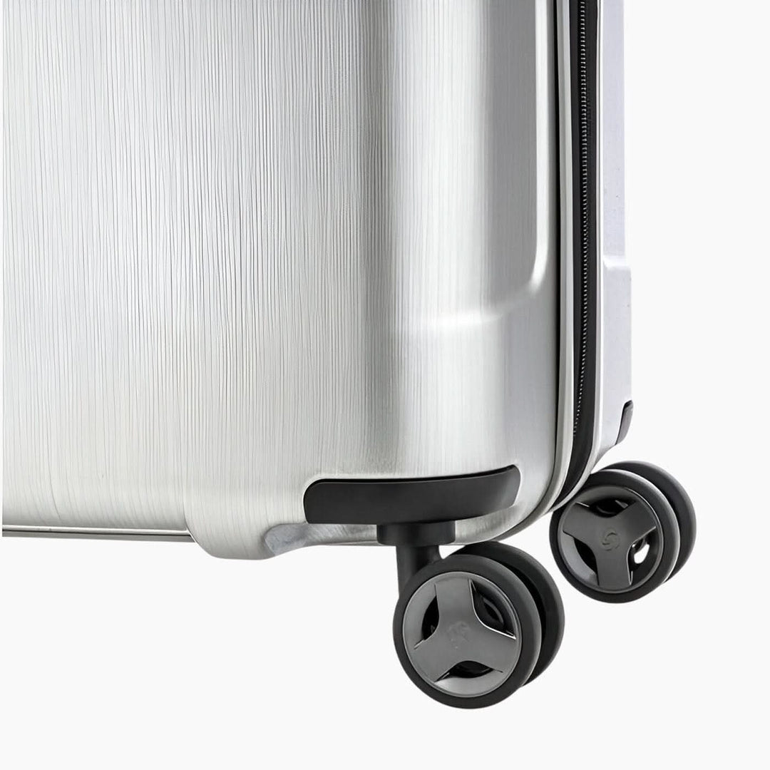 Samsonite Evoa Spinner Suitcase
