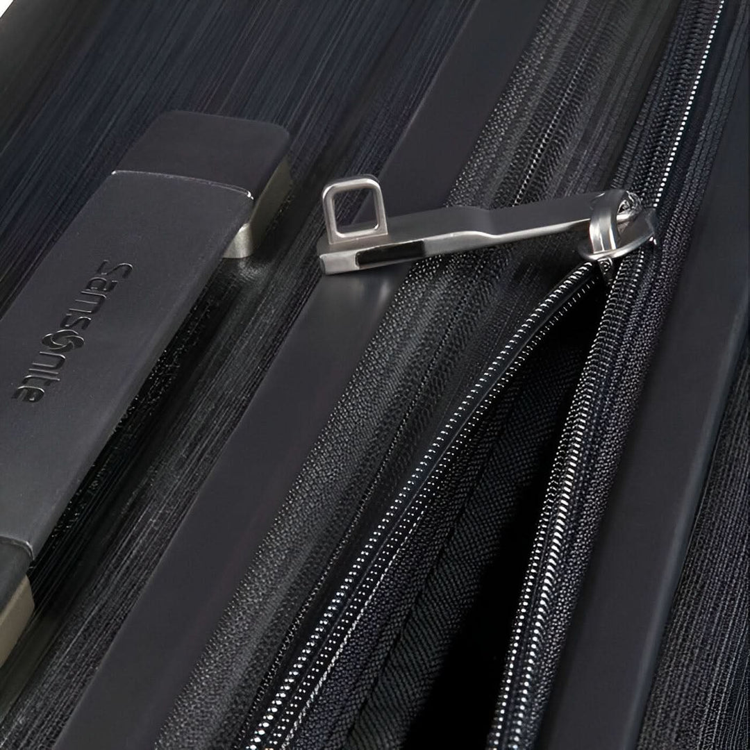 Samsonite Evoa Spinner Suitcase