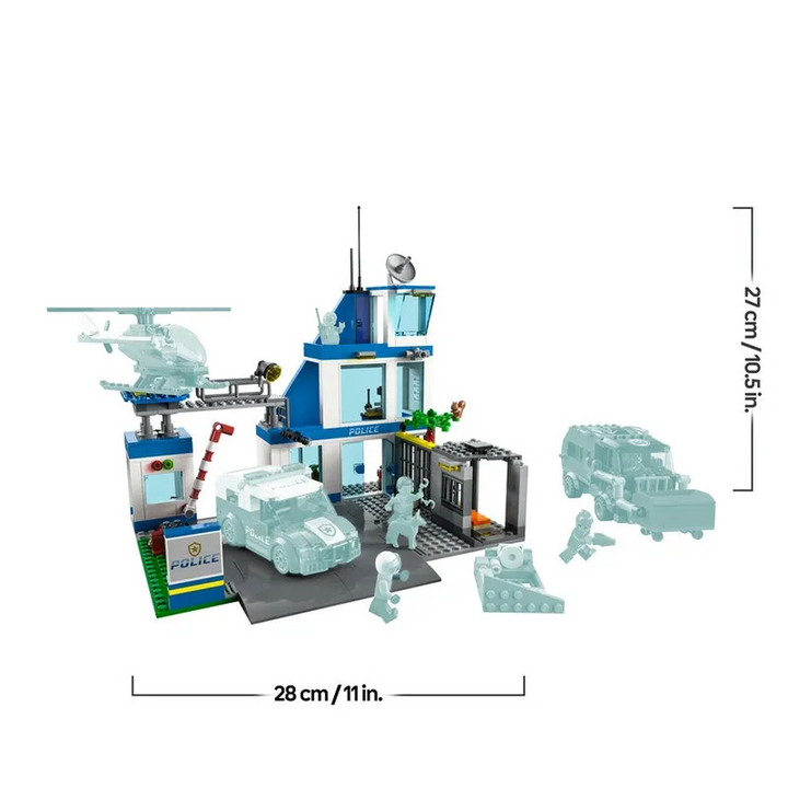 Lego 668-piece Police Station construction set