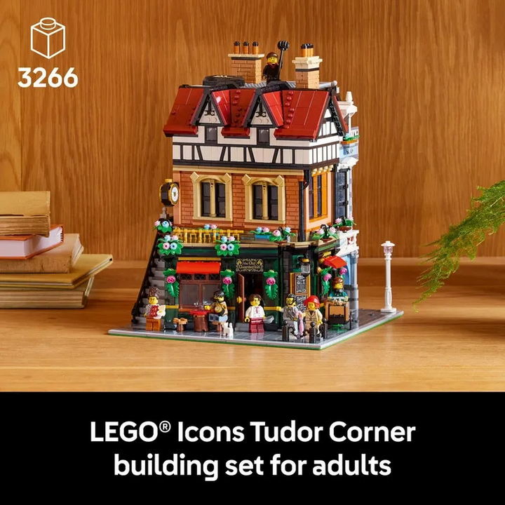 Lego Tudor Corner 3266-piece rare edition building set
