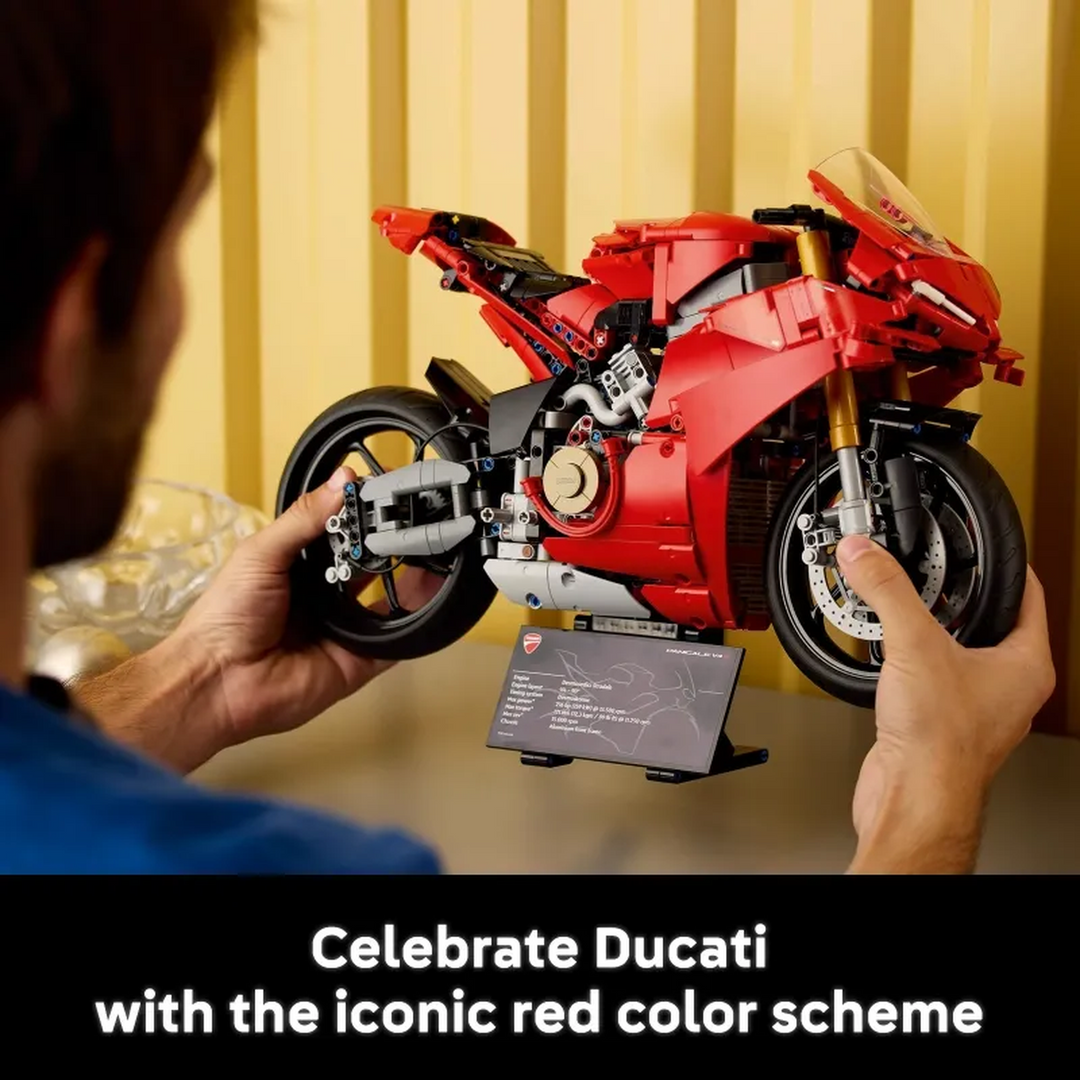 LEGO Technic Ducati Panigale V4 S motorcycle construction set with 1603 pieces