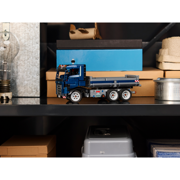 LEGO Technic 462-piece Tipping Dump Truck construction set