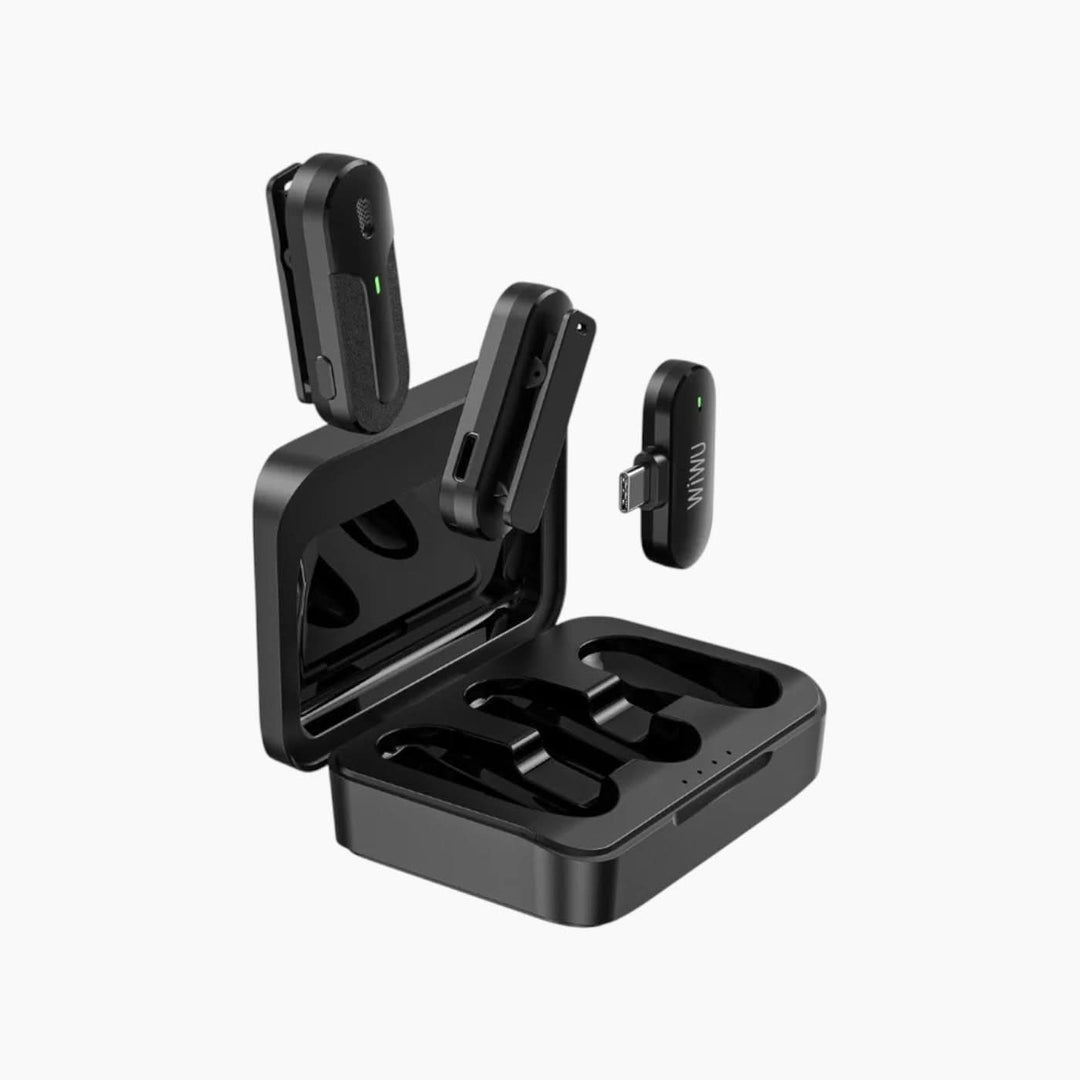 WiWU portable dual wireless microphone with USB C/Lightning connector