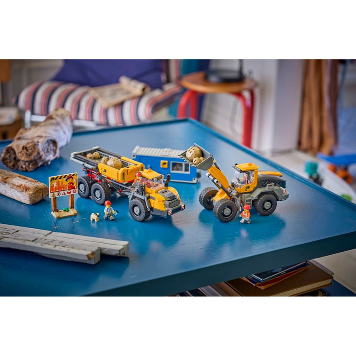 LEGO Dump Truck &amp; Front Loader
