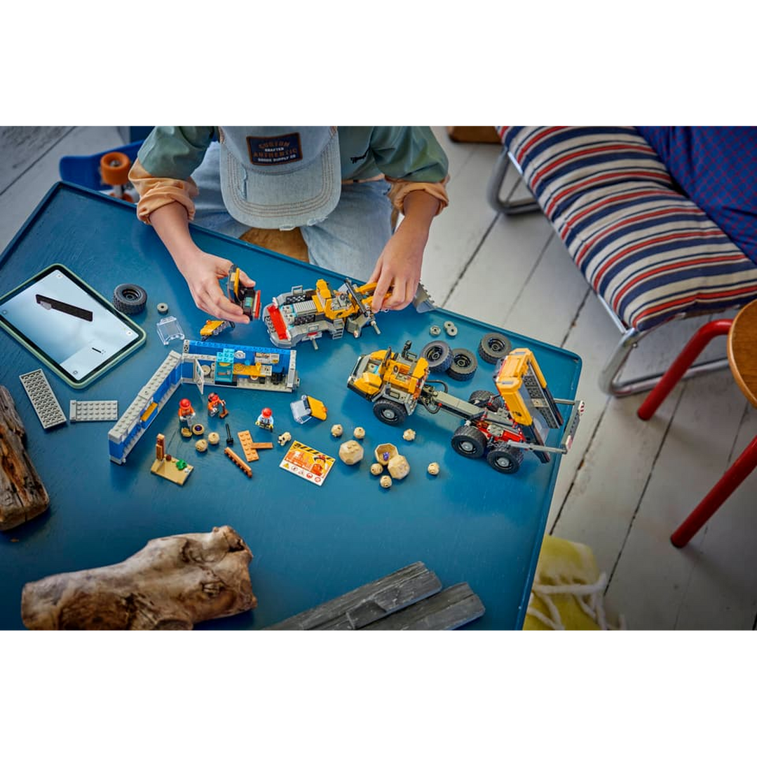 LEGO Dump Truck &amp; Front Loader