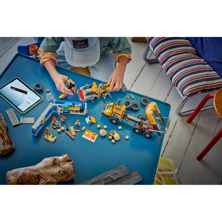 LEGO Dump Truck &amp; Front Loader