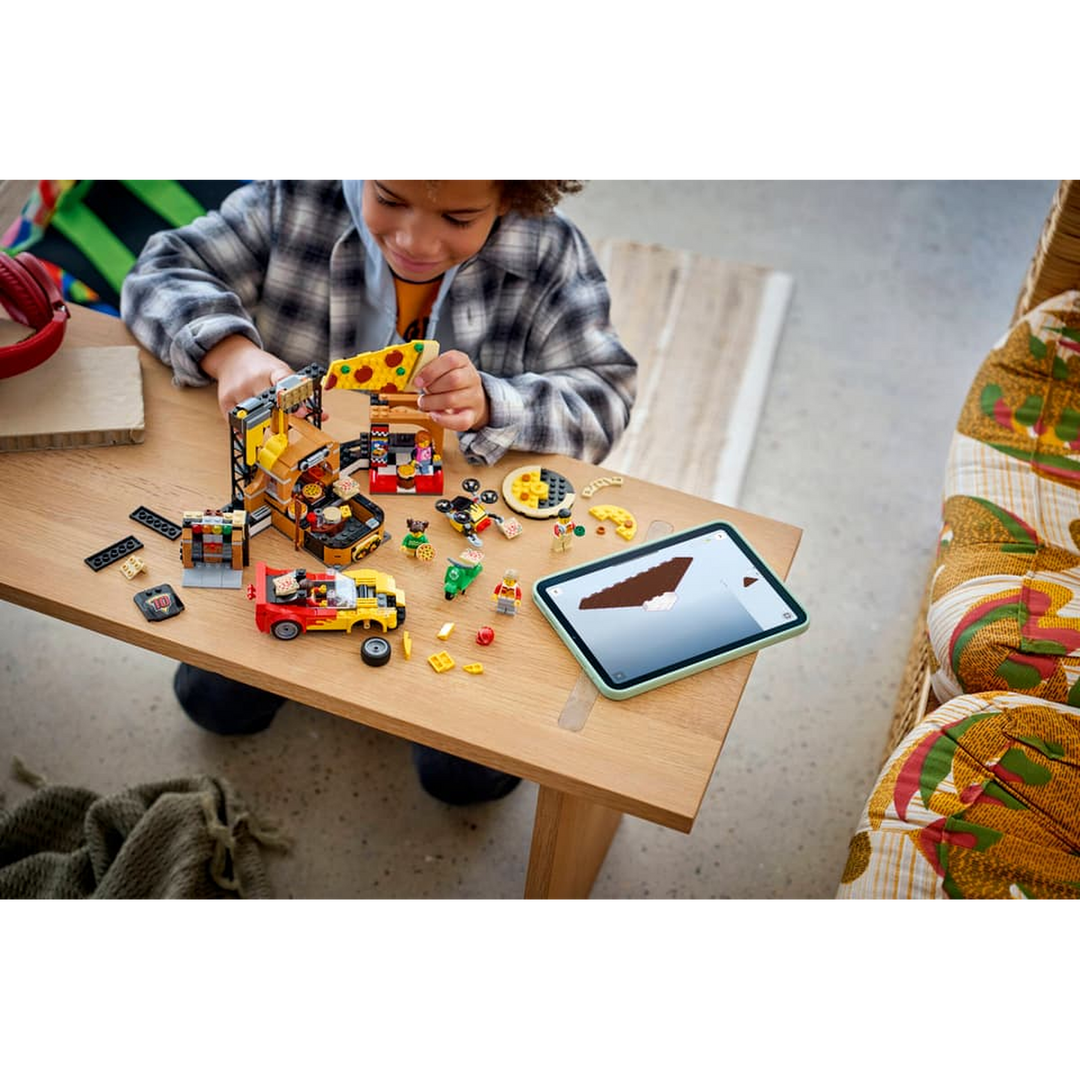 LEGO Pizza Delivery Experience
