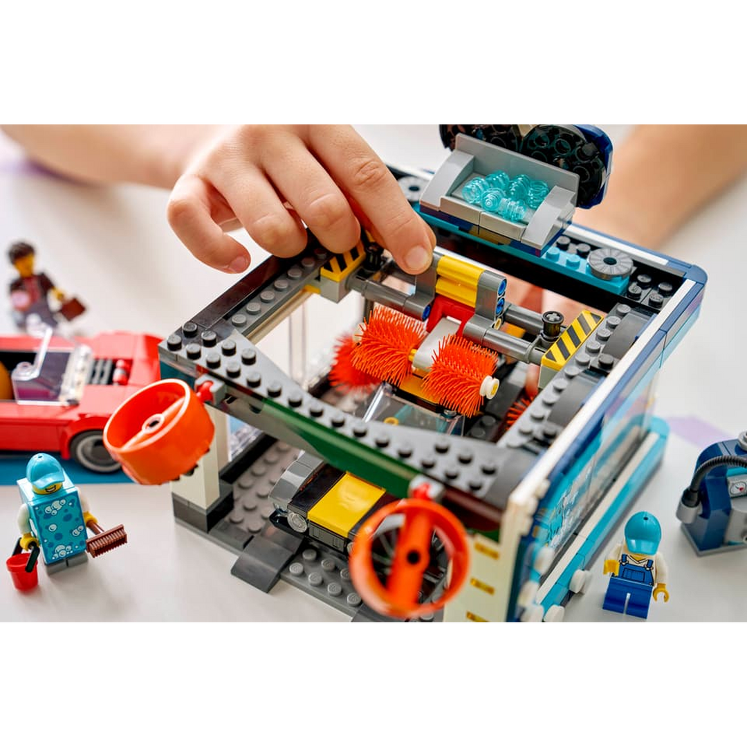 LEGO Drive-Through Car Wash