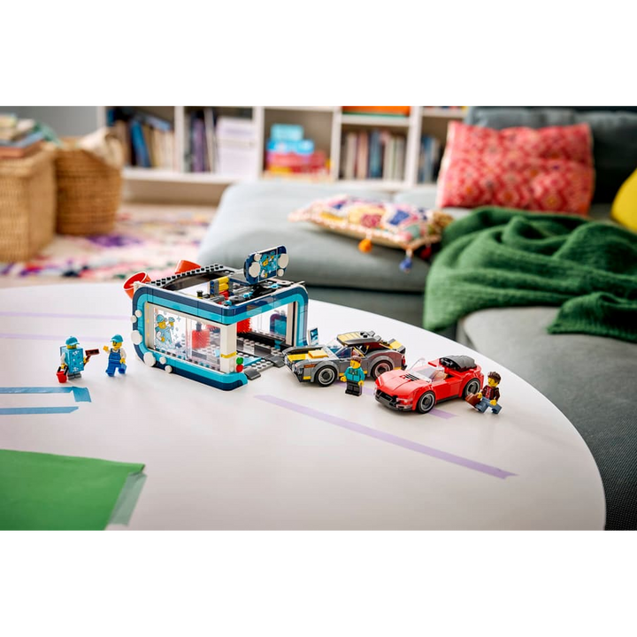LEGO Drive-Through Car Wash