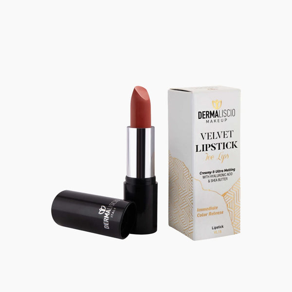 أحمر الشفاه المخملي