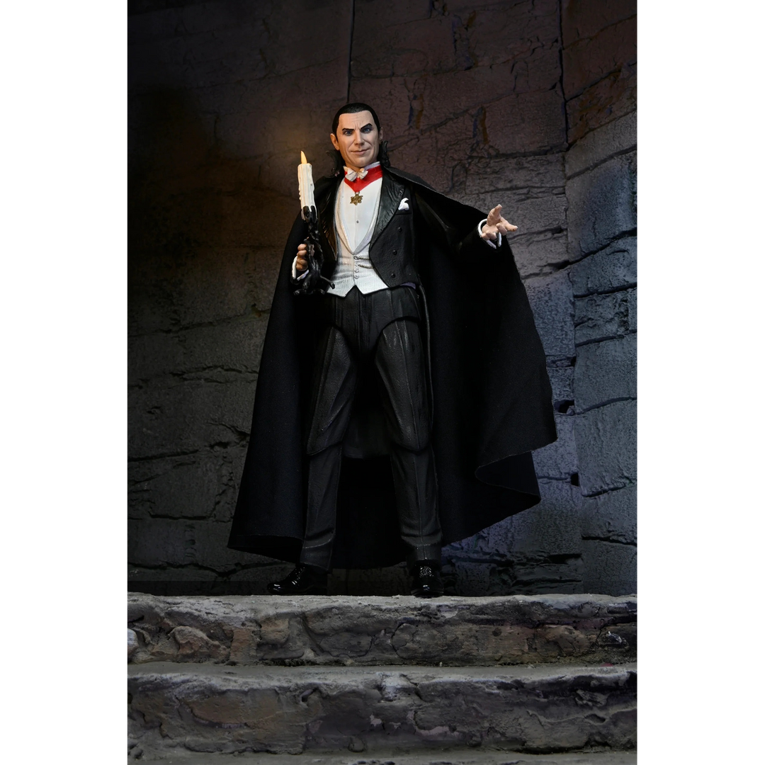 NECA Universal Monsters Ultimate Dracula Transylvania Action Figure